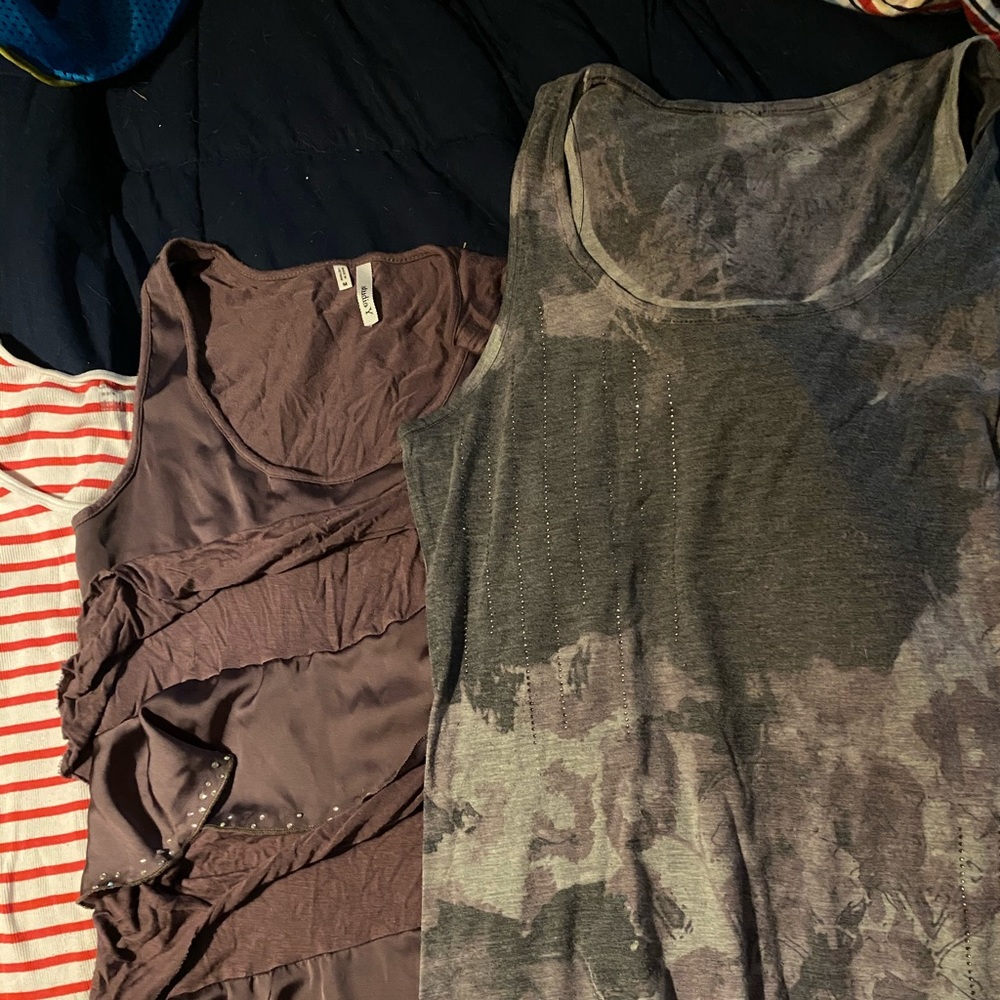 Tank Top Bundle Size M